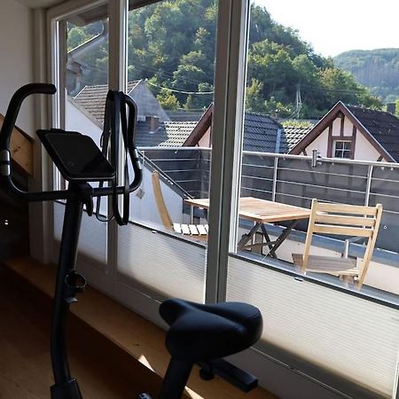 Ferienwohnung Heimbach Burgblick Bagian luar foto