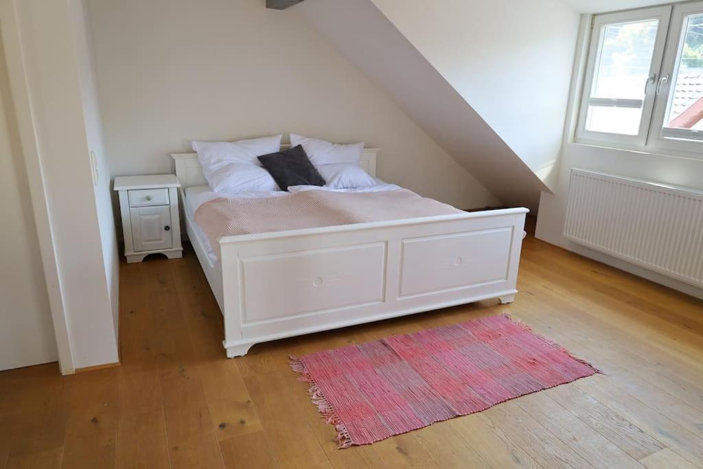 Ferienwohnung Heimbach Burgblick Bagian luar foto